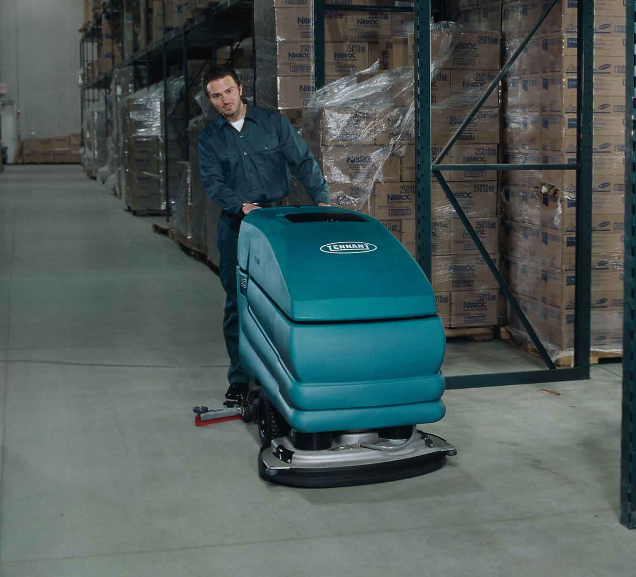 5700 Industrial Strength Floor Scrubber alt 3